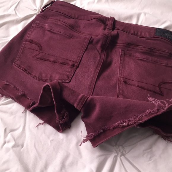 AEO Super Stretch Hi Rise Distressed Maroon Shorts - Picture 4 of 7